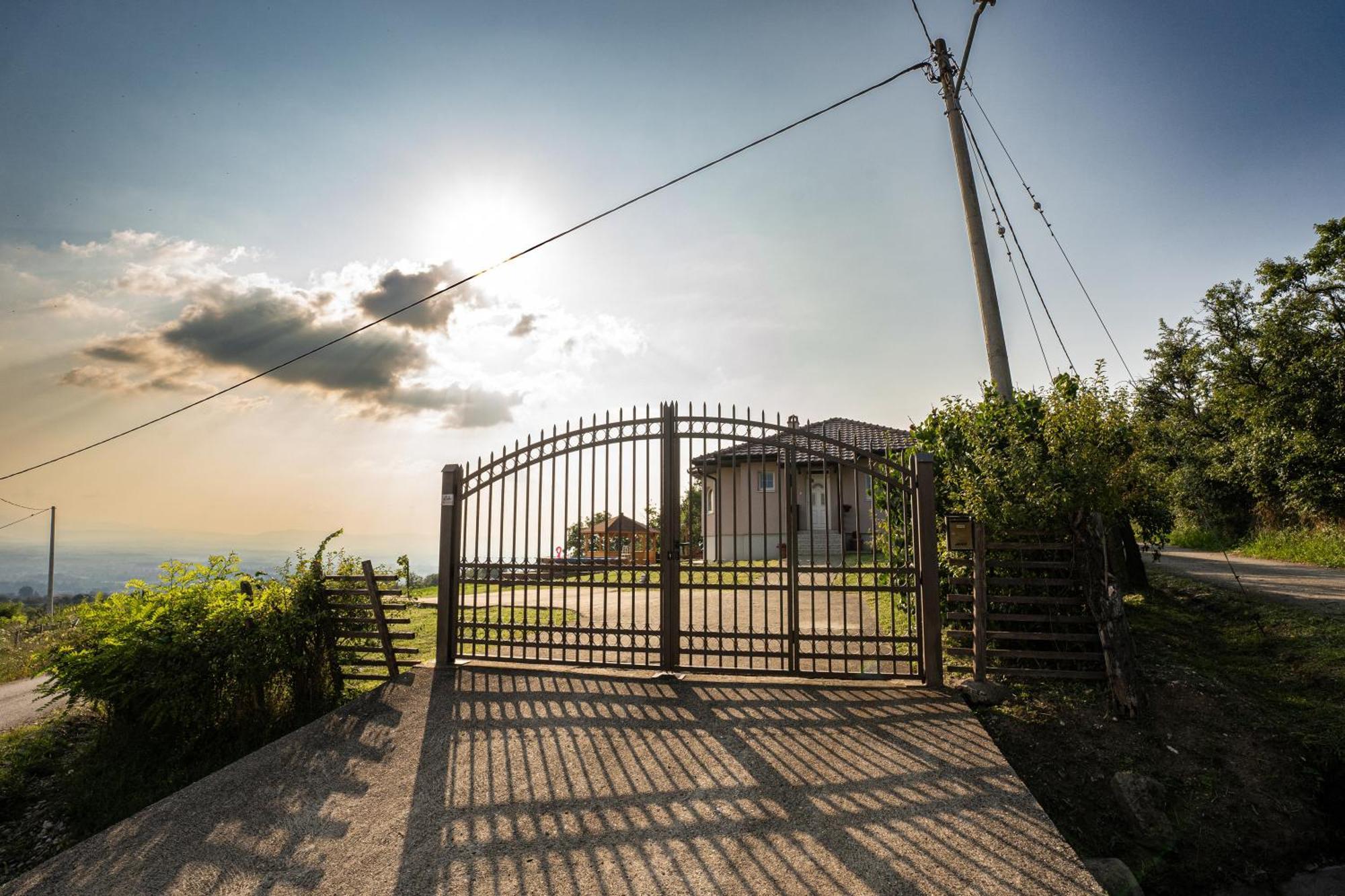 Villa Zlatni Prag - Kraljevo Exterior foto